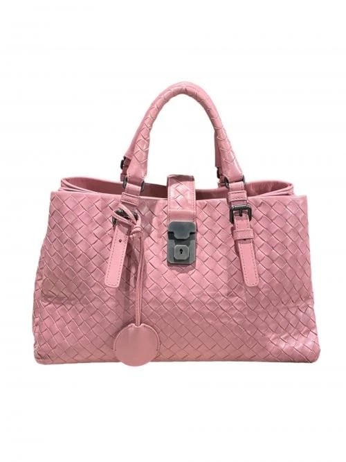 BOTTEGA VENETA INTRECCIATO SHOULDER BAG: BOTTEGA VENETA Intrecciato Shoulder Bag Brand: BOTTEGA VENETA Type/Style: Shoulder Bag Material: Leather Color: Pink Size: H:19.5cm / W:32.0cm / D:15.0cm Accessories: None Accessories Notice: When