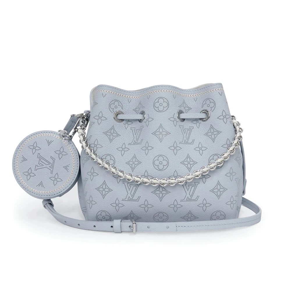 LOUIS VUITTON BELLA MONOGRAM MAHINA BLUE ORANP: LOUIS VUITTON Bella Monogram Mahina Blue Oranp Brand: LOUIS VUITTON Type/Style: Shoulder Bag Material: Monogram Mahina Color: Blue Olam Size: W:19cm x H:22cm x D:14cm Accessories: None Acc