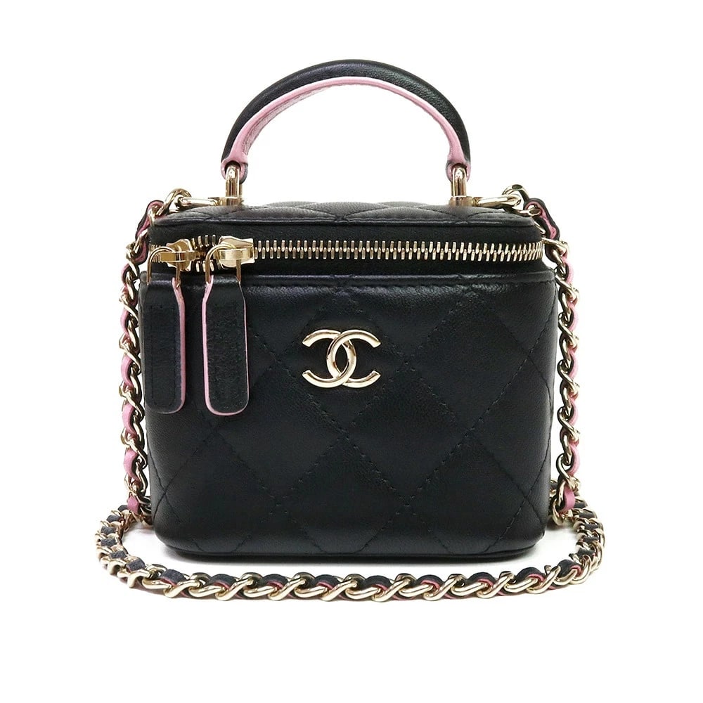 CHANEL SMALL VANITY MATELASSE COCO MARK BLACK: CHANEL Small Vanity Matelasse Coco Mark Black Brand: CHANEL Type/Style: Shoulder Bag Material: Lambskin (Sheepskin) Color: Black X Pink Size: W: 11cm x H: 8.5cm x D: 7cm Accessories: None Accessories