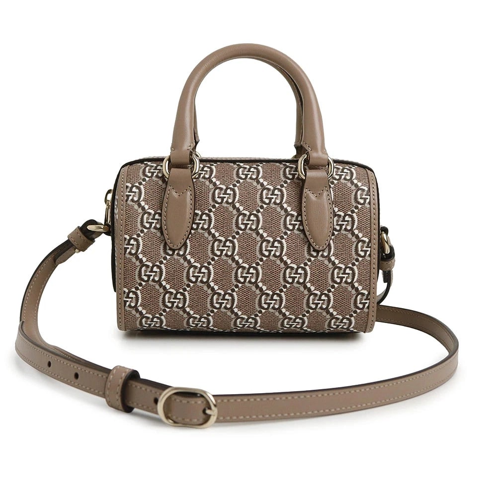GUCCI SUPER MINI GG SHADOW BEIGE MINI BOSTON BAG: GUCCI Super Mini GG Shadow Beige Mini Boston Bag Brand: GUCCI Type/Style: Boston Bag Material: Gg Shadow Canvas Color: Beige Size: W: 16cm x H: 11.5cm x D: 9cm Accessories: None Accessorie