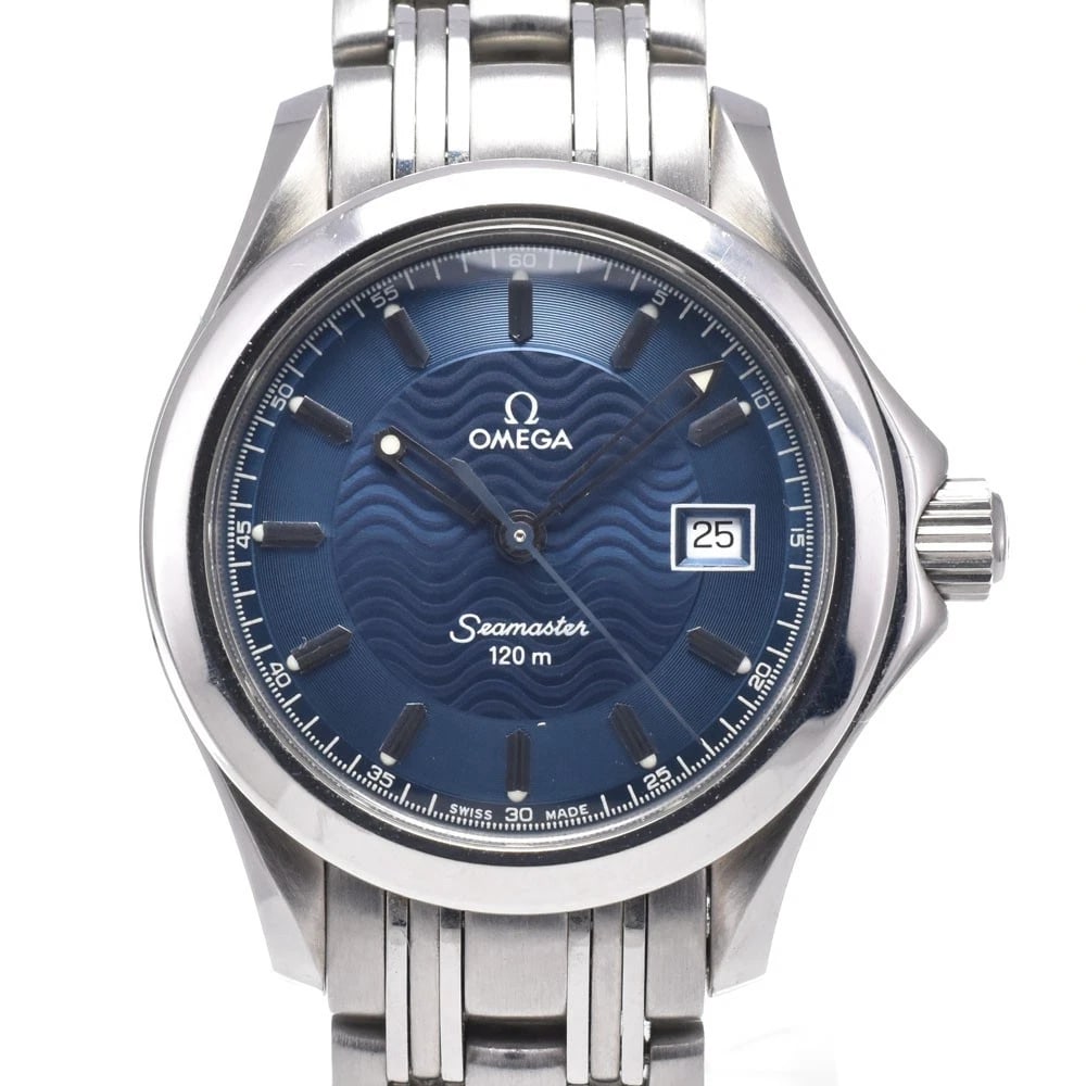 OMEGA SEAMASTER DATE BLUE DIAL QUARTZ WATCH: Omega Seamaster Date Blue Dial Quartz Watch Brand: OMEGA Type/Style: Wristwatch Material: Band Material Stainless Steel, Case Material Stainless Steel Color: Case Color Silver, Band Color Silver, Dial