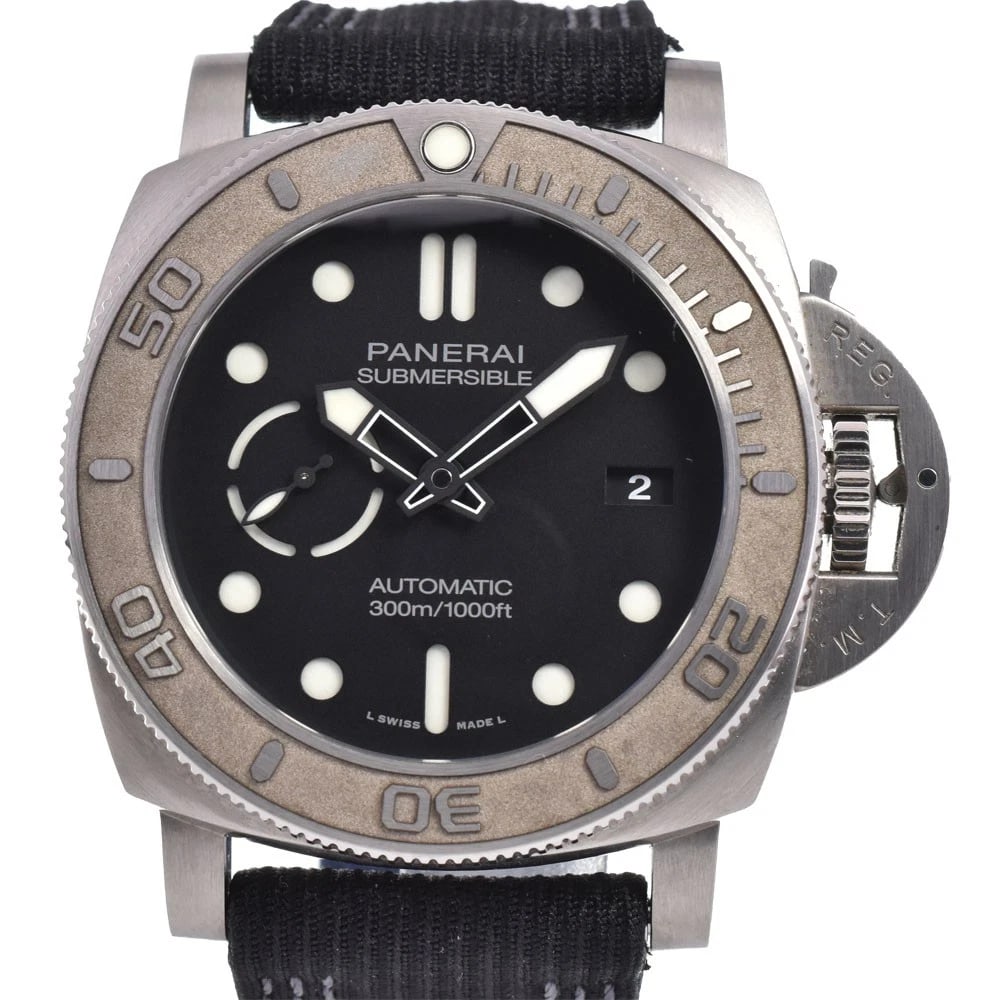 PANERAI SUBMERSIBLE BLACK DIAL WATCH: Panerai Submersible Black Dial Watch Brand: PANERAI Type/Style: Wristwatch Material: Band Material Nylon, Case Material titanium Color: Case Color Silver, Band Color Black / Navy, Dial Color black