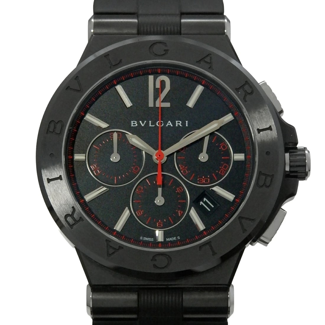 BVLGARI DIAGONO WATCH: Bvlgari Diagono Watch Brand: BVLGARI Type/Style: Wristwatch Material: Band Material Ss/Rubber Case Material N/A Color: Dial Color BLACK Size: Wrist Size 15-20.5cm Case Size 42mm Accessories: None