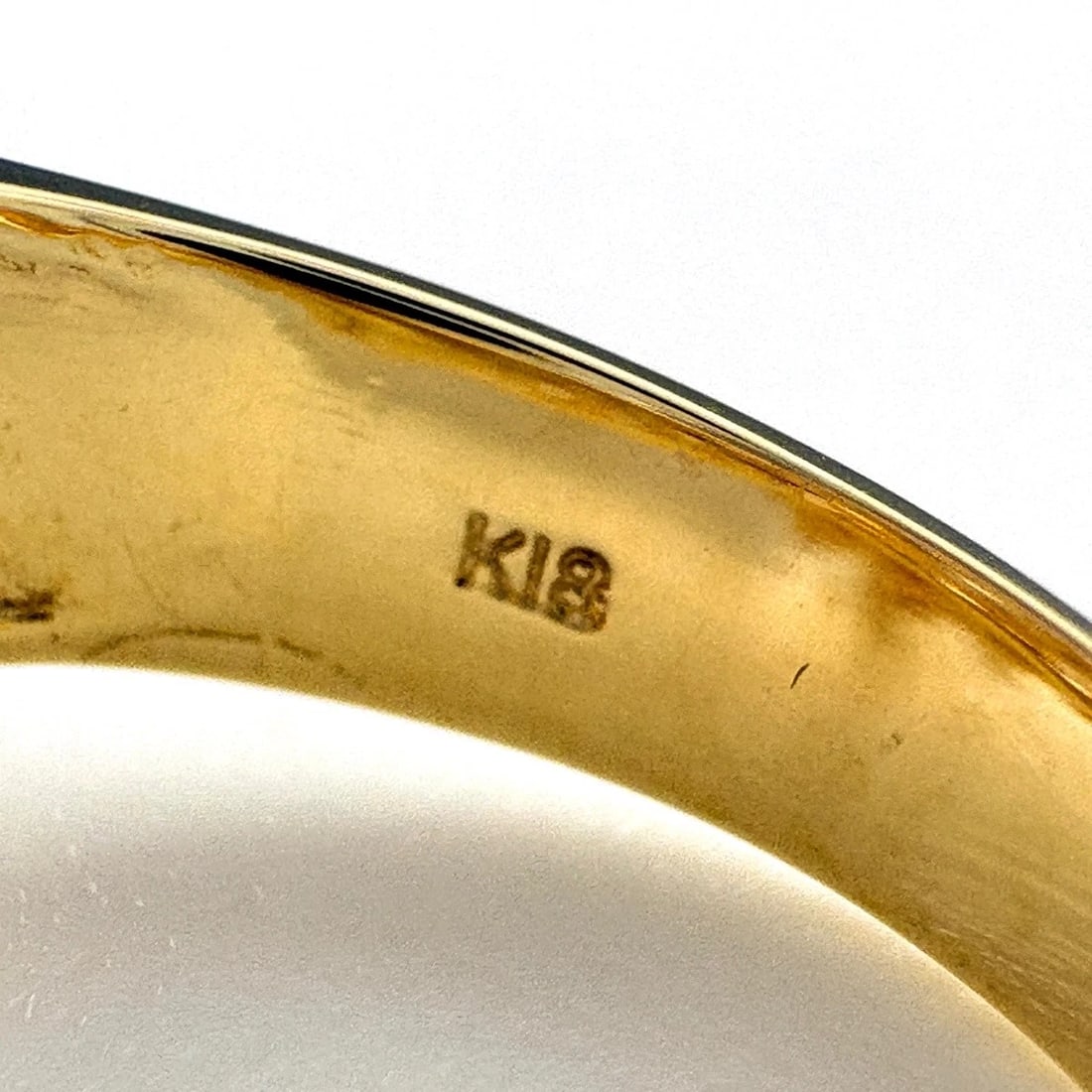 DIAMOND DESIGN RING - 4