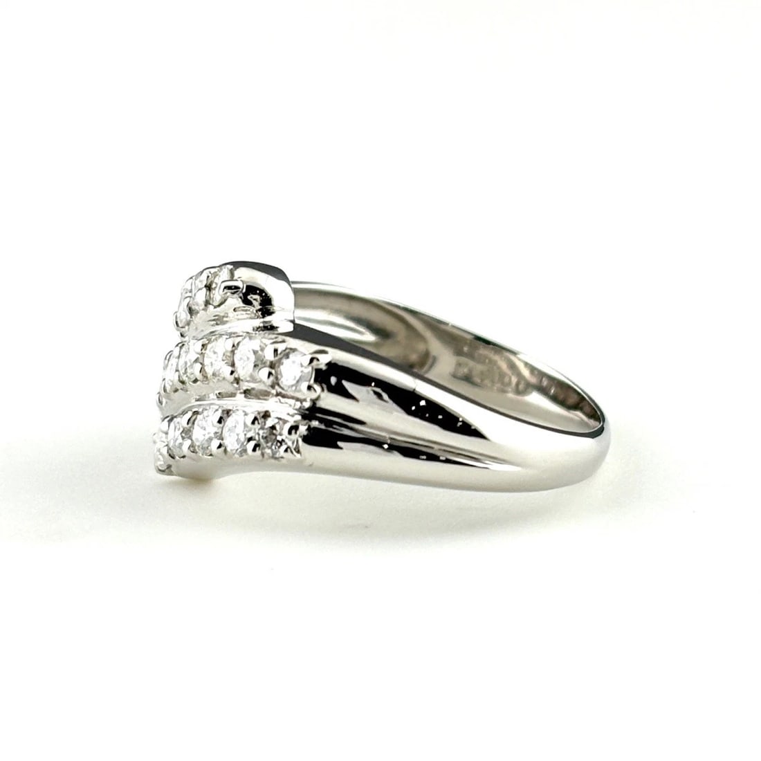 MELEE DIAMOND DESIGN RING - 3