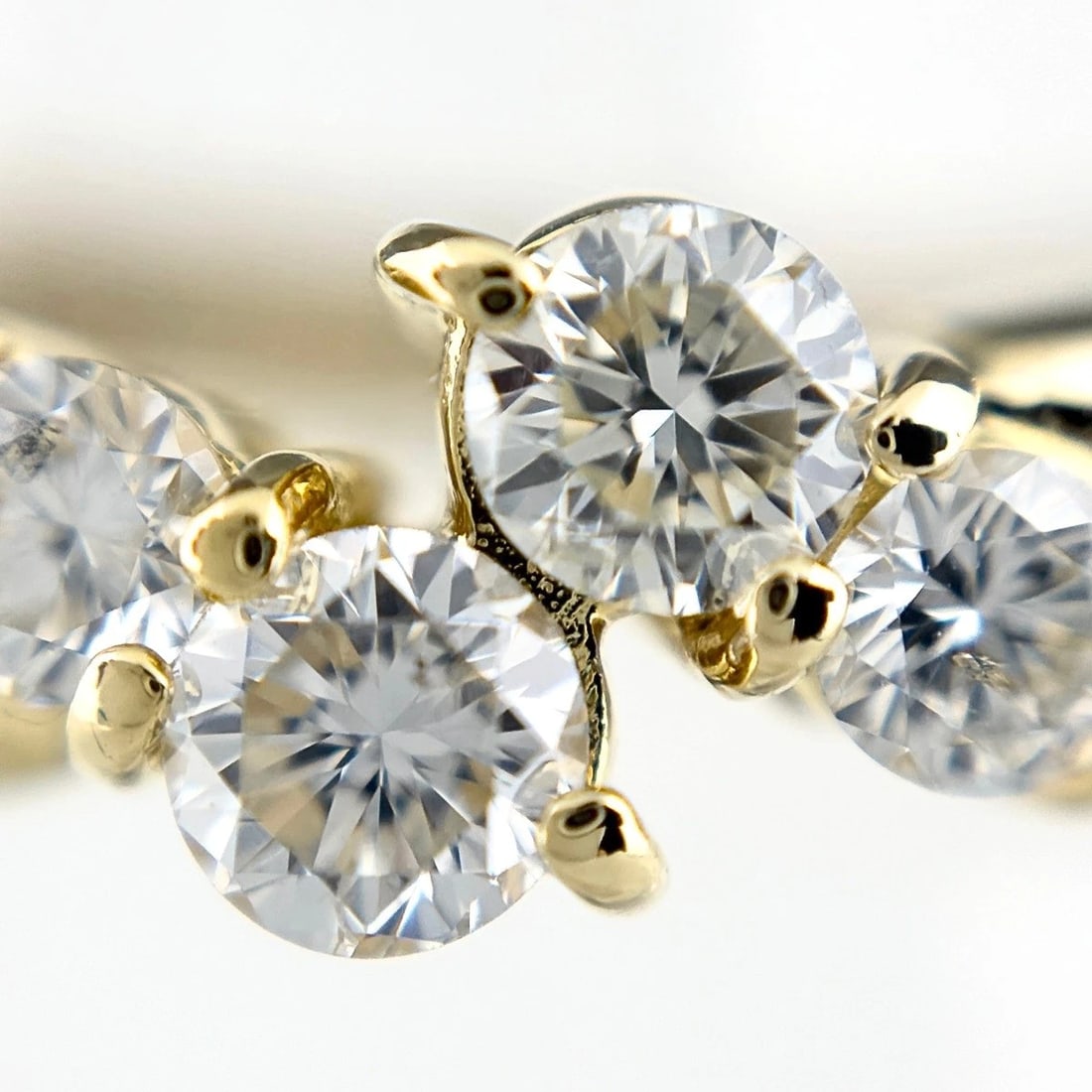 MELEE DIAMOND DESIGN RING - 2