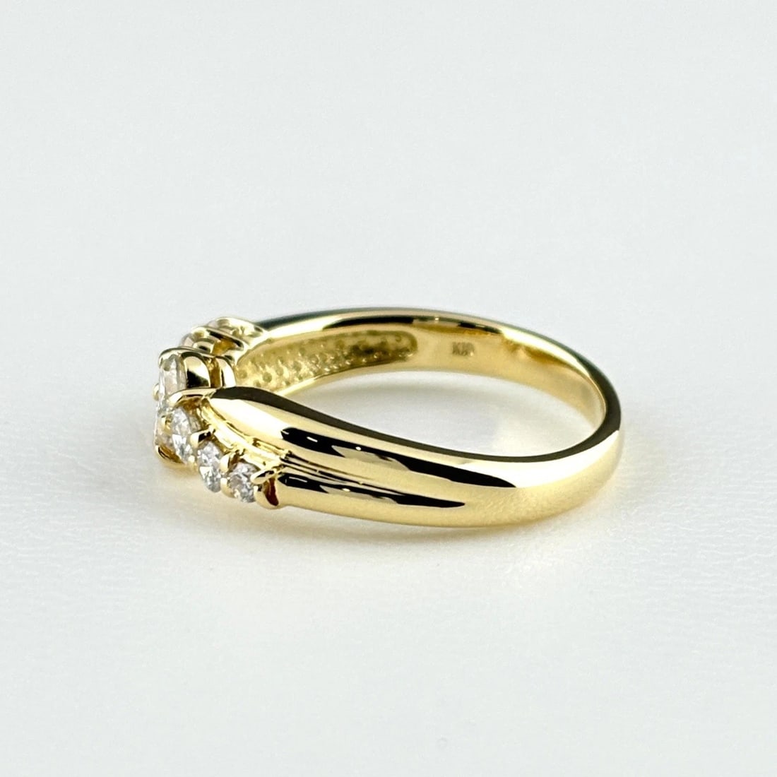 MELEE DIAMOND DESIGN RING - 3