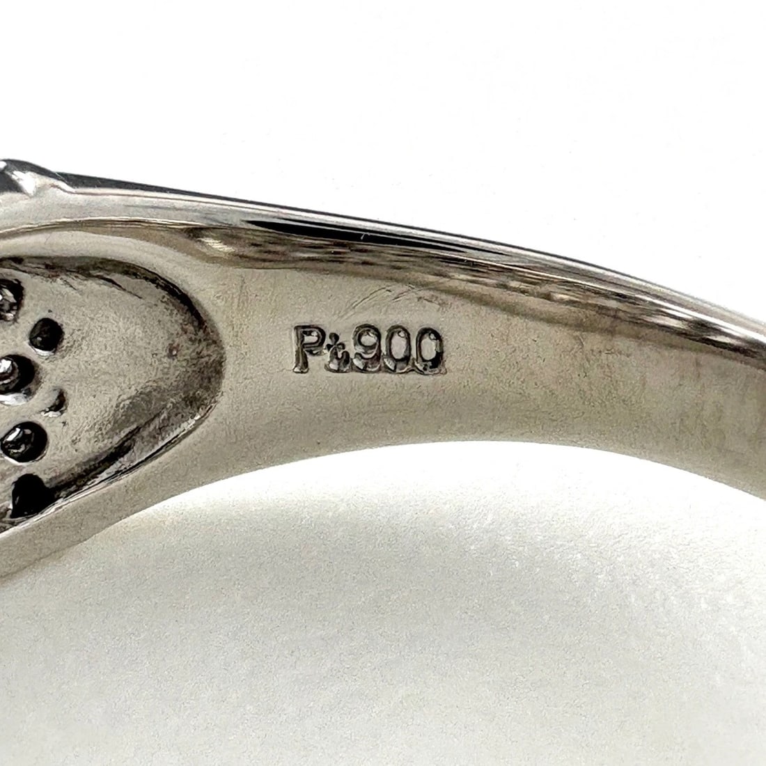 MELEE DIAMOND DESIGN RING - 4