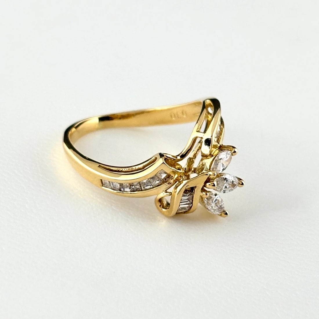 MELEE DIAMOND DESIGN RING - 2