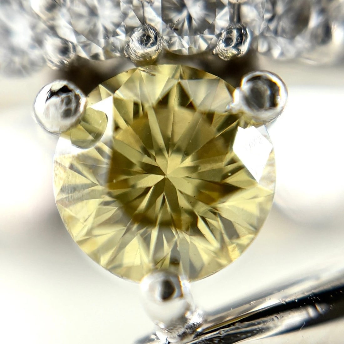 DIAMOND DESIGN RING - 2
