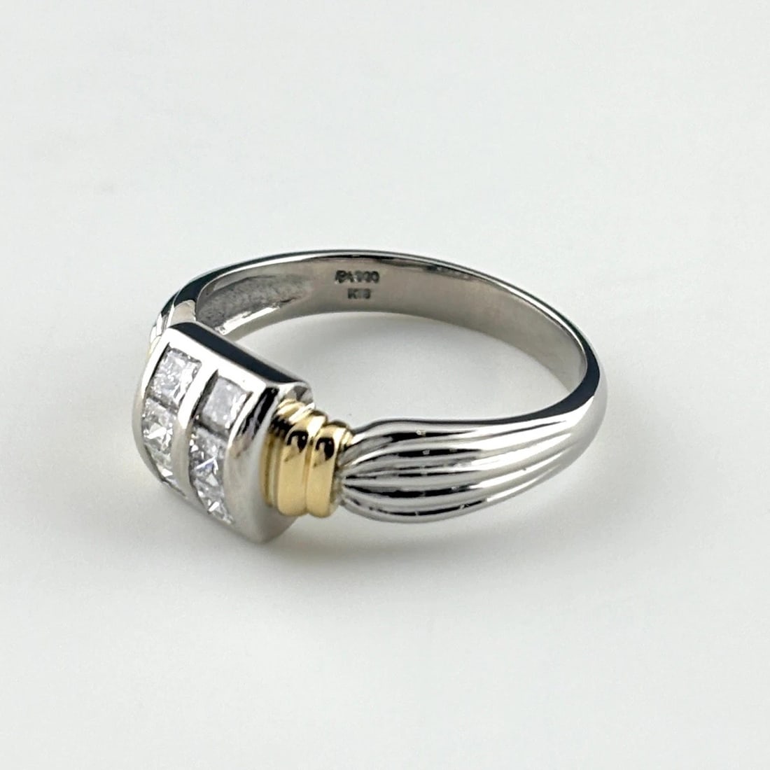 MELEE DIAMOND DESIGN RING: melee diamond design ring Brand: Unbranded Type/Style: Ring Material: Pt900 ?18K YG, Main Stone Natural Color: Silver YG Size: US 7 to 7.5 Accessories: None Accessories Notice: When purchasing