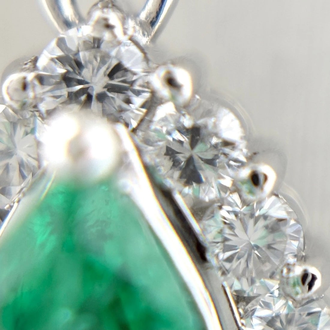 EMERALD DESIGN NECKLACE - 3