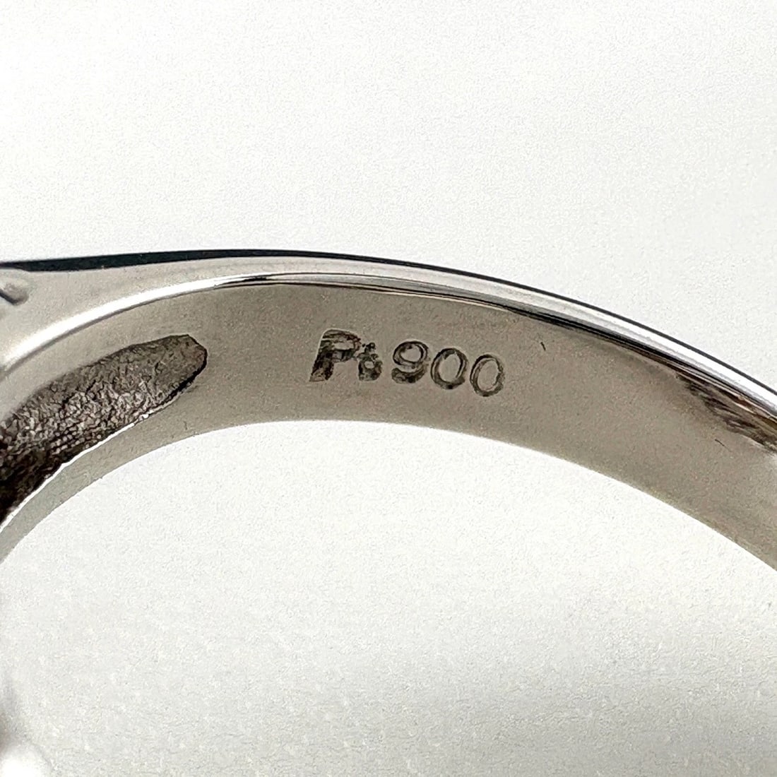 PEARL DESIGN RING - 3