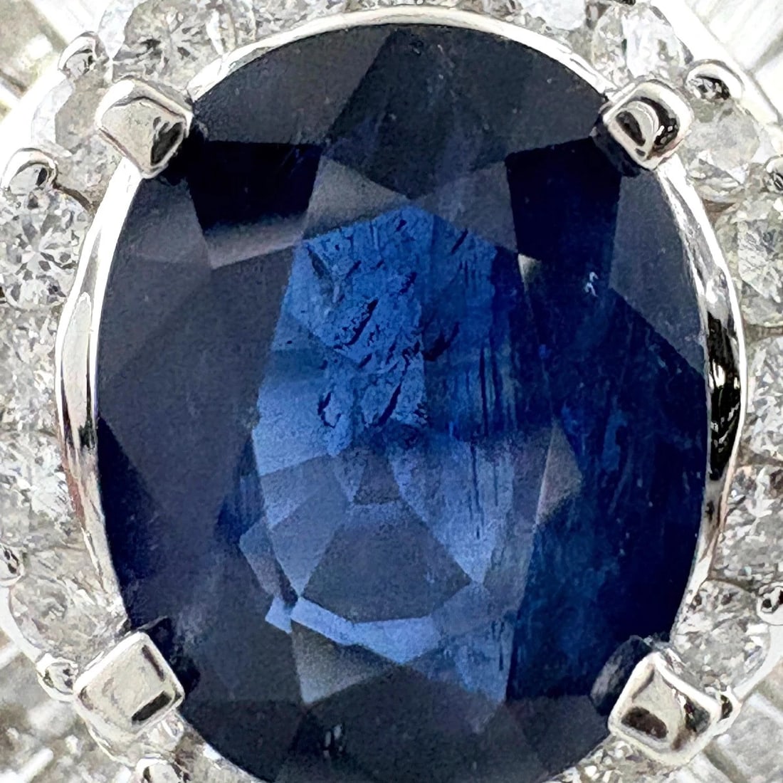 SAPPHIRE DESIGN RING - 2