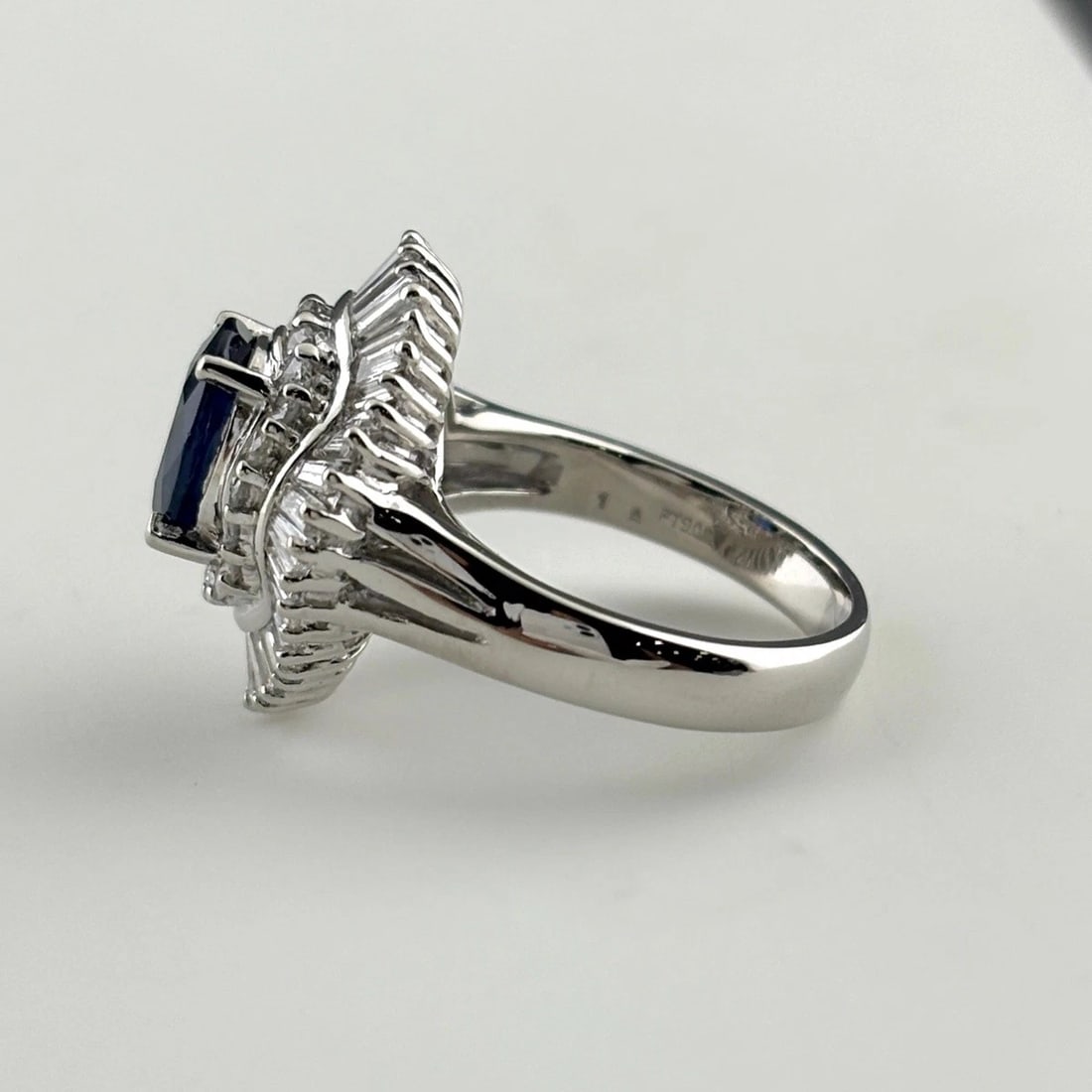 SAPPHIRE DESIGN RING - 4