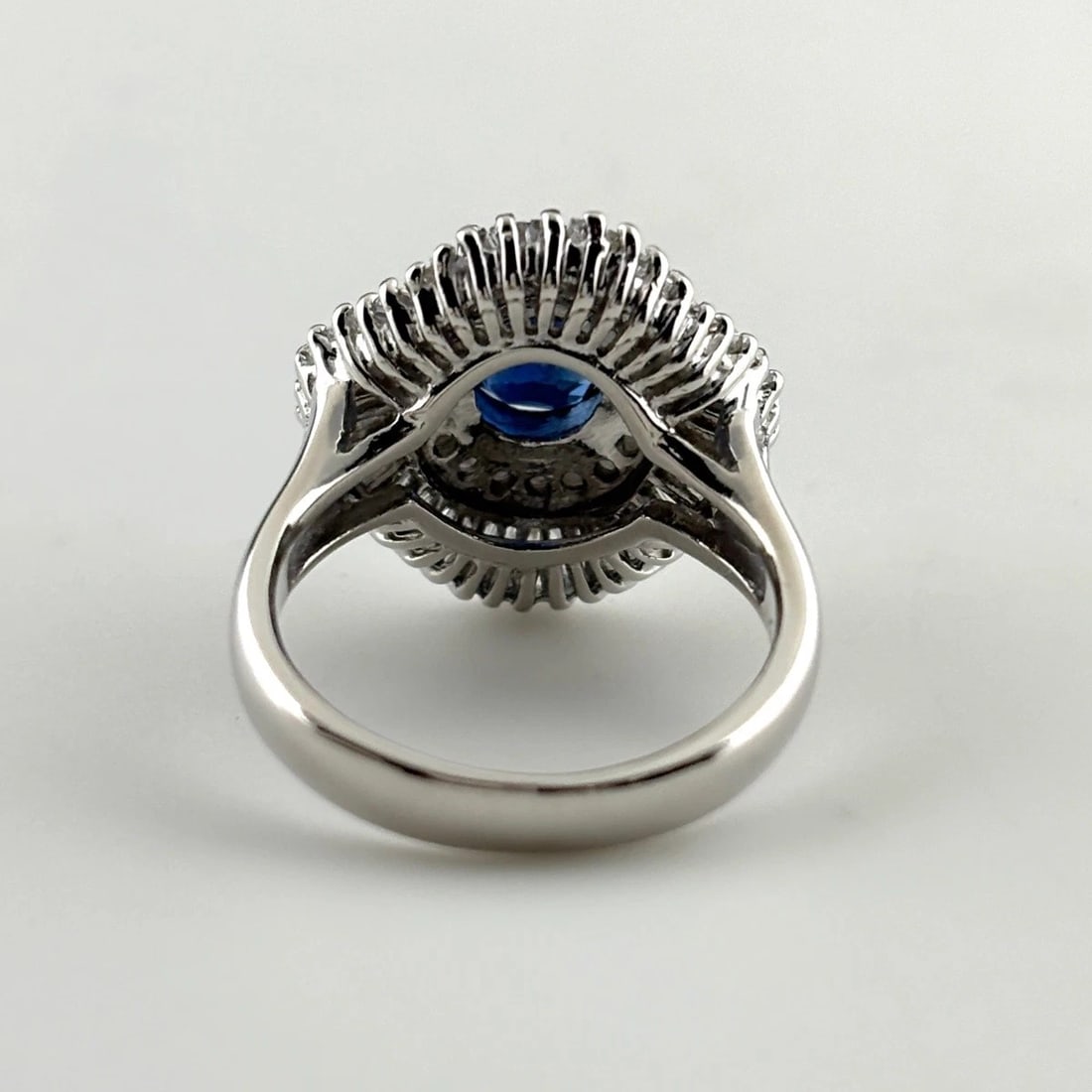 SAPPHIRE DESIGN RING - 5