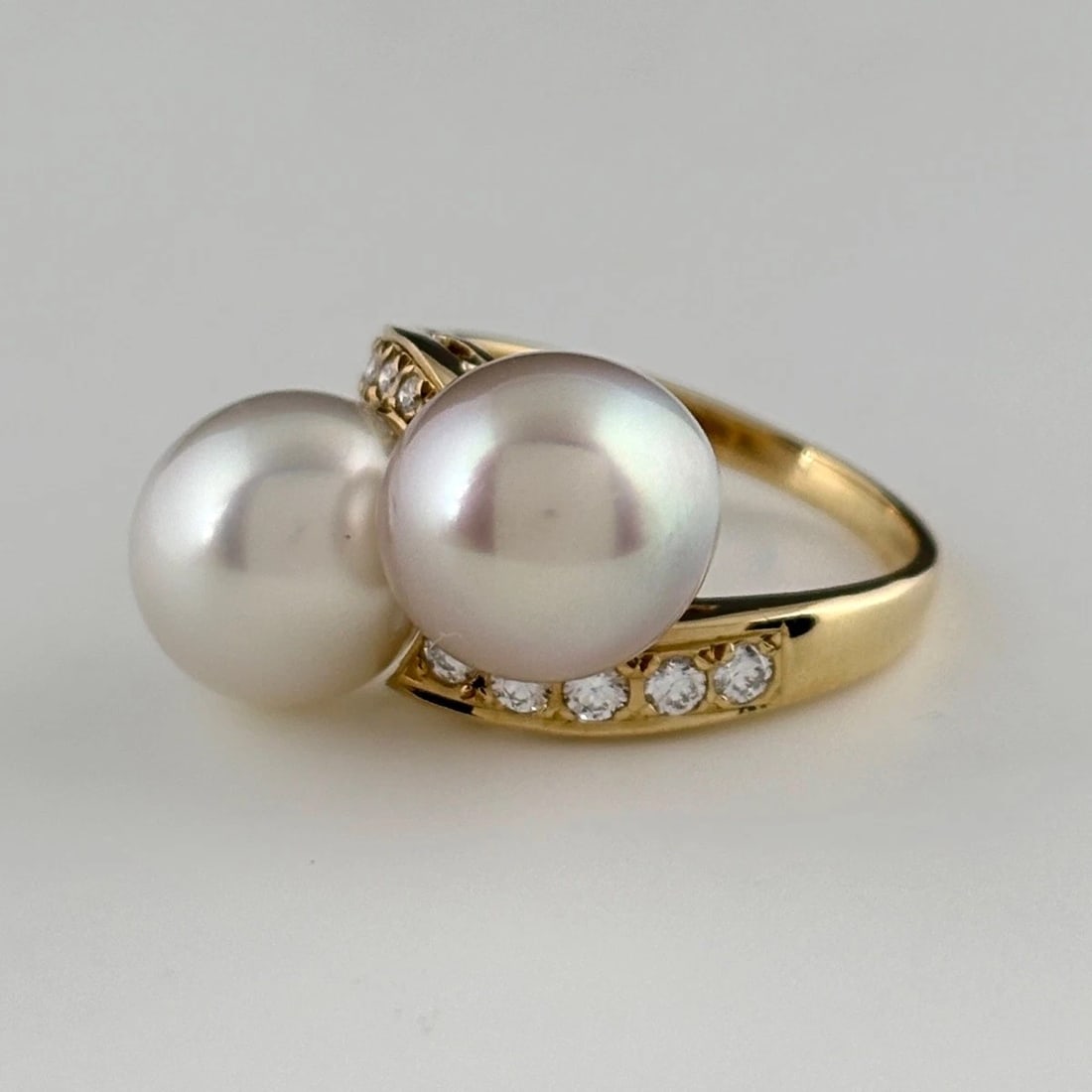 MIKIMOTO PEARL RING: MIKIMOTO Pearl Ring Brand: MIKIMOTO Type/Style: Ring Material: 18K YG, Color: YG Size: US 4.5 to 5 Accessories: None Accessories Notice: When purchasing pre-owned goods, please refer to the photos of