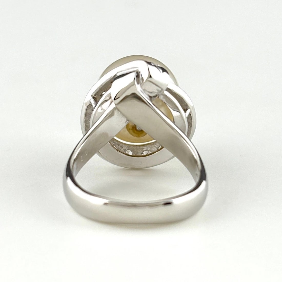 PEARL DESIGN RING - 4