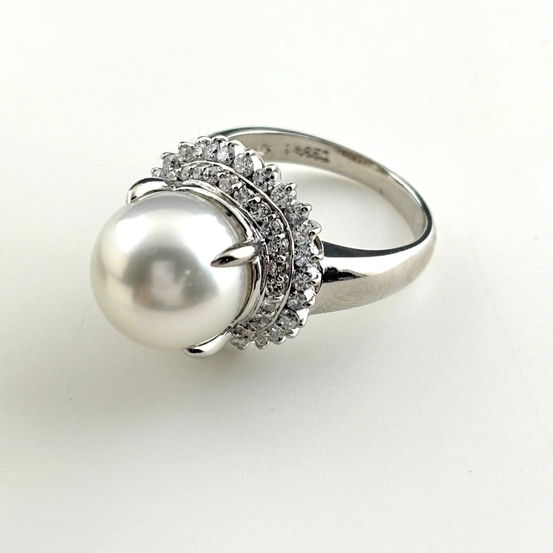 PEARL DESIGN RING - 3