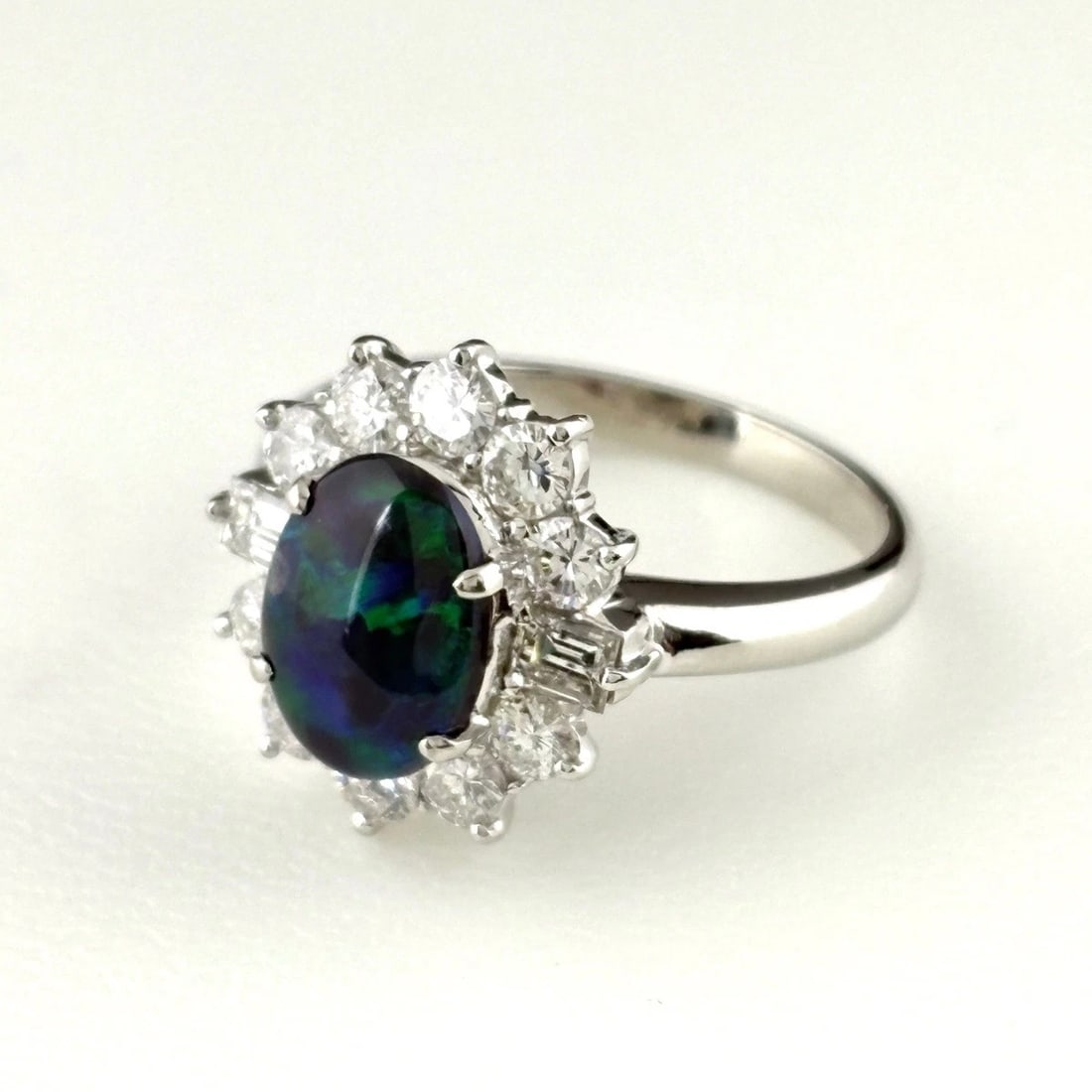 BLACK OPAL DESIGN RING PLATINUM: Black Opal Design Ring Platinum Brand: Unbranded Type/Style: Ring Material: Pt900, Color: Silver Size: US 6 to 6.5 Accessories: None Accessories Notice: When purchasing pre-owned goods, please refer