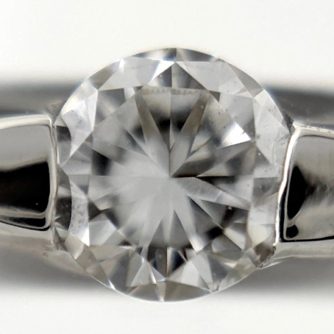 MELEE DIAMOND DESIGN RING - 2