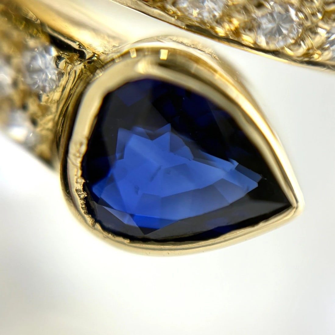SAPPHIRE DESIGN RING - 2