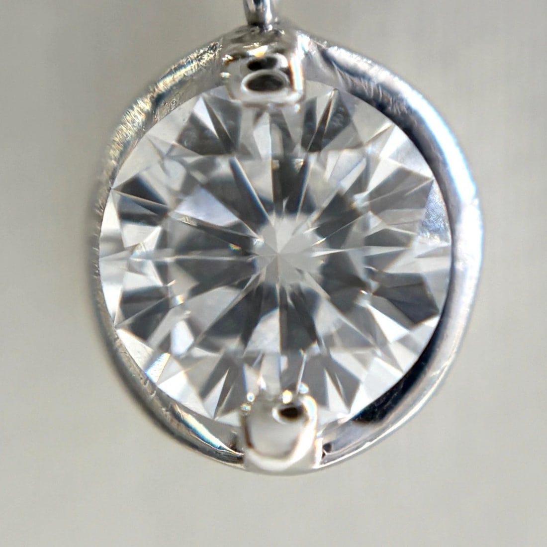 DIAMOND DESIGN NECKLACE - 2