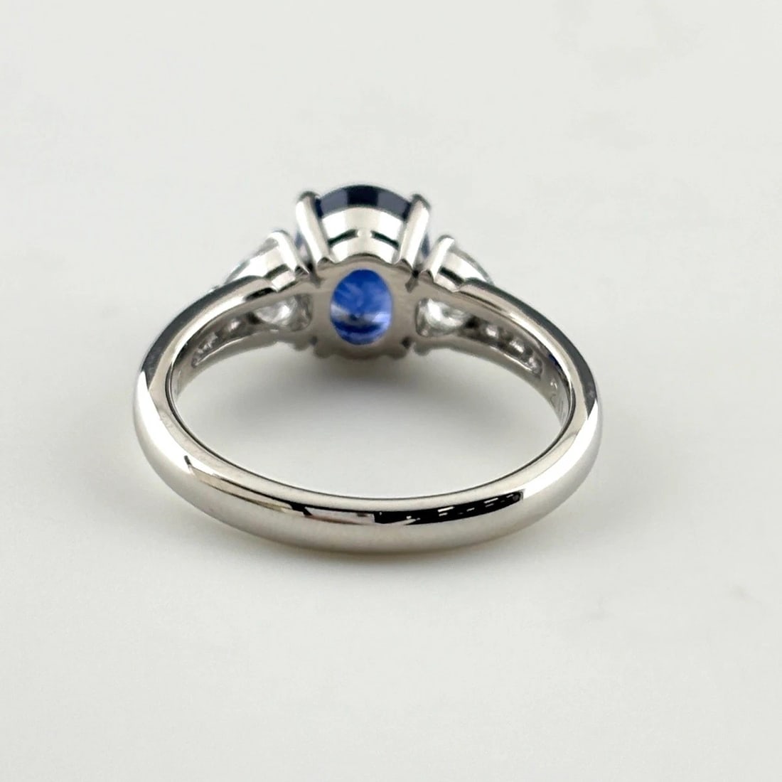 SAPPHIRE DESIGN RING - 3