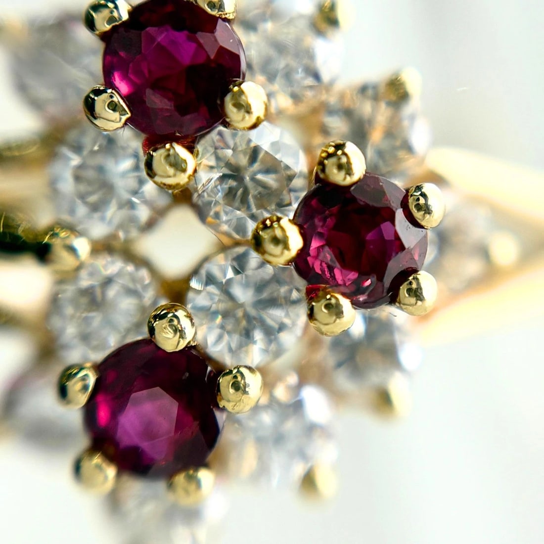 FLOWER MOTIF DESIGN RING - 2