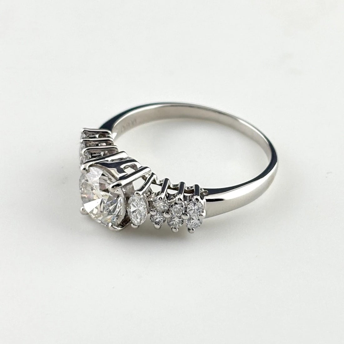 DIAMOND DESIGN RING: diamond design ring Brand: Unbranded Type/Style: Ring Material: Pt900, Color: PT Size: US 7 to 7.5 Accessories: None Accessories Notice: When purchasing pre-owned goods, please refer to the photos of