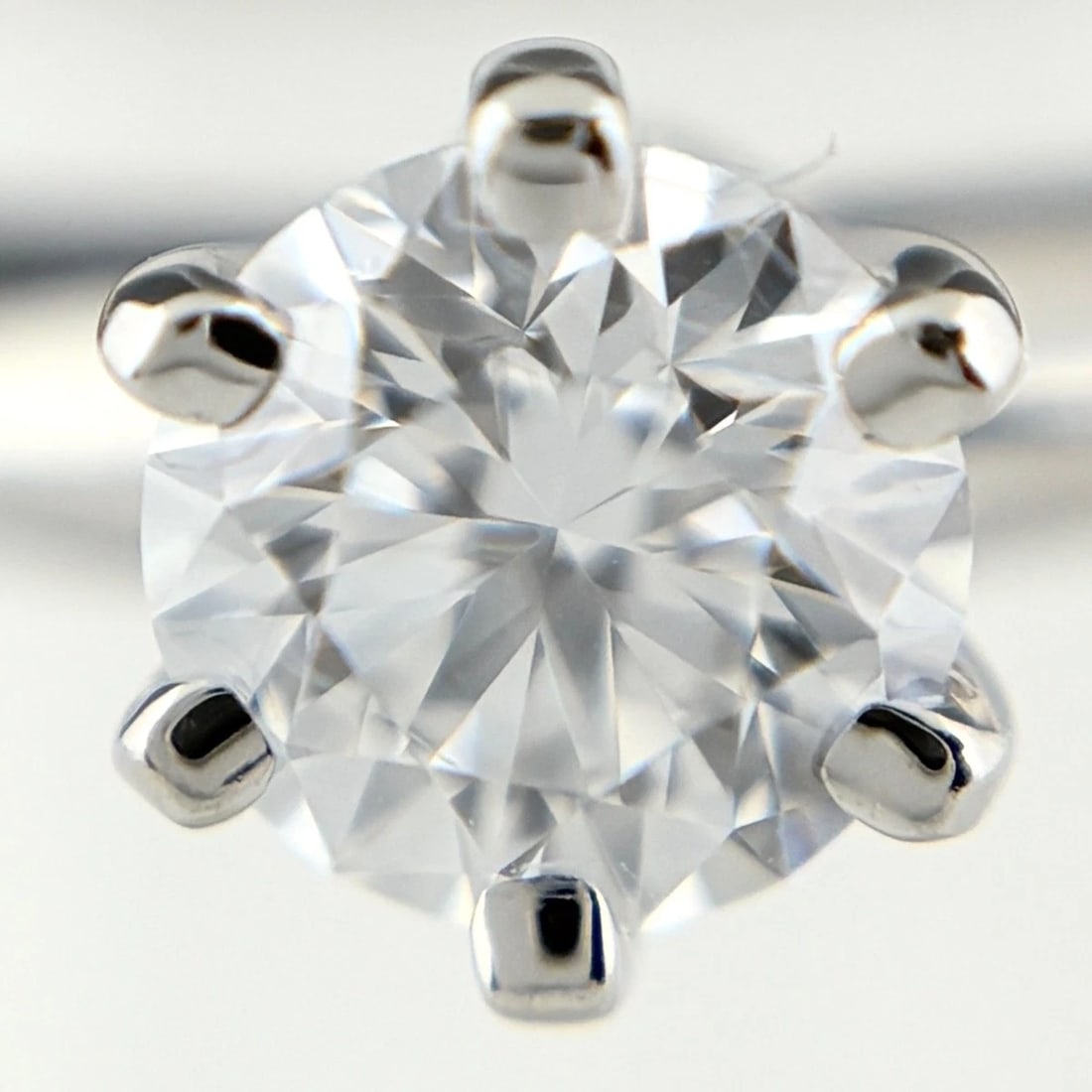 TIFFANY&CO. SOLITAIRE RING - 2