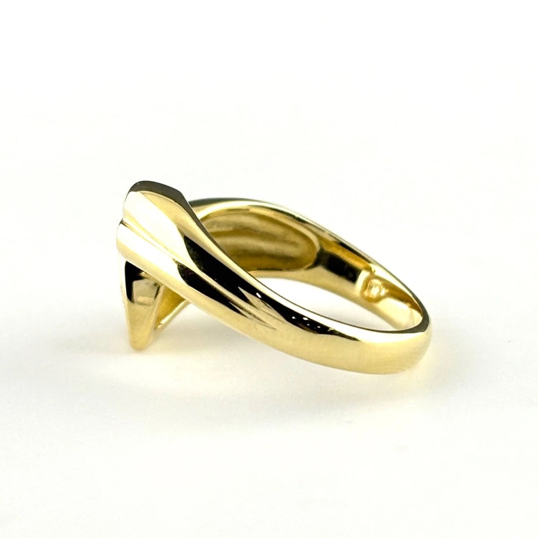 HEART MOTIF DESIGN RING - 3