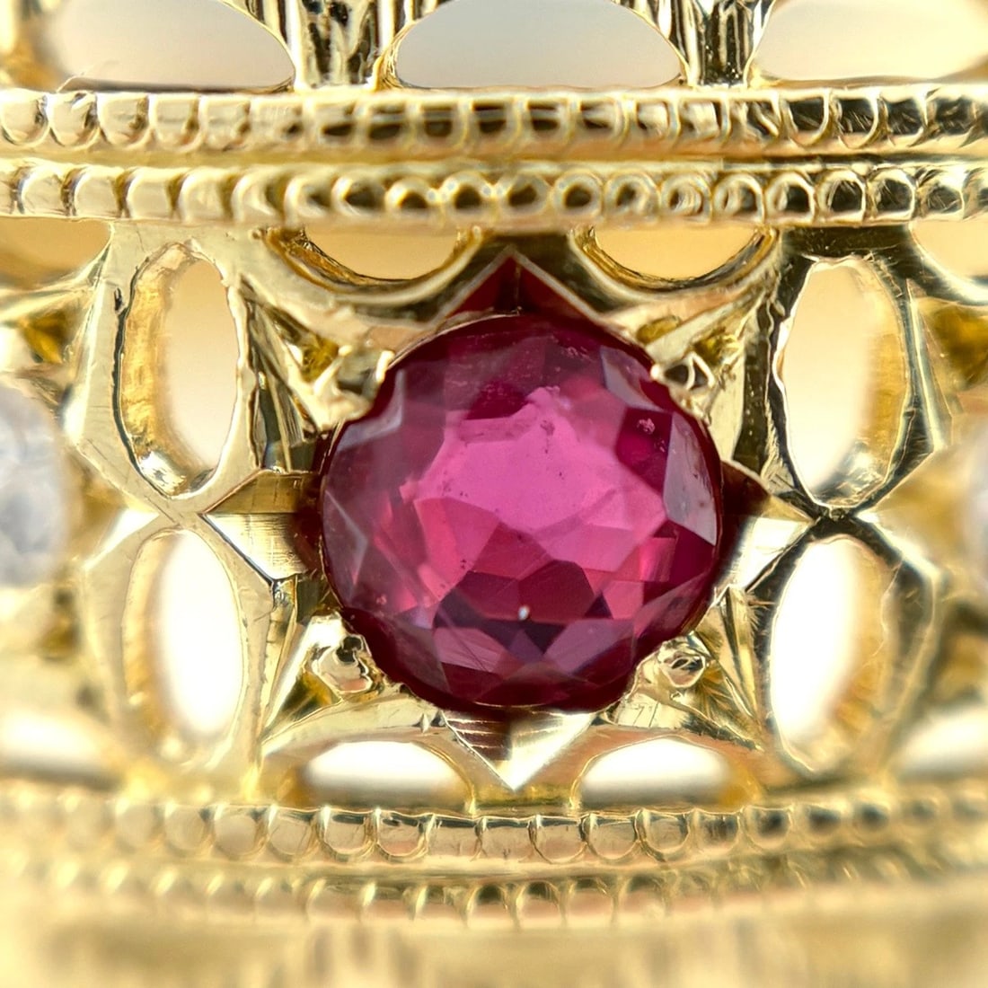 BURBERRYS RUBY RING - 2