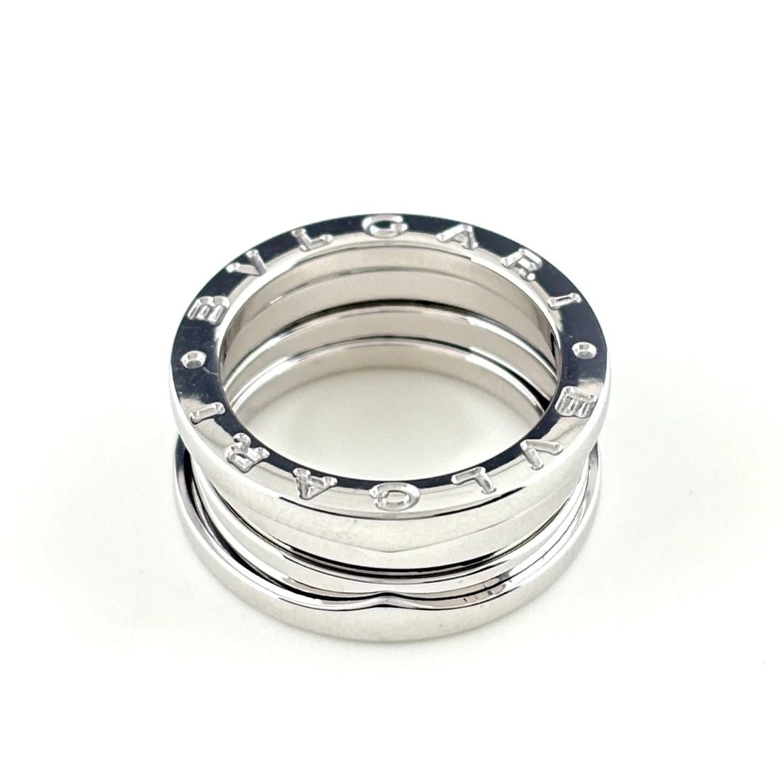 BVLGARI BEE ZERO ONE RING: BVLGARI Bee zero one ring Brand: BVLGARI Type/Style: Ring Material: 750, Color: None Size: US 5.5 Accessories: None Accessories Notice: When purchasing pre-owned goods, please refer to the photos of