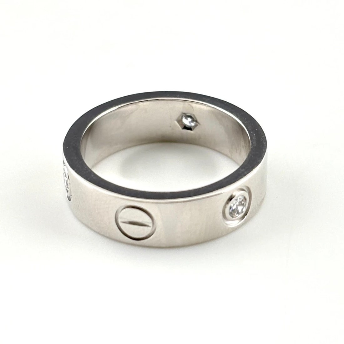 CARTIER MINI LOVE RING: CARTIER Mini Love Ring Brand: CARTIER Type/Style: Ring Material: 750, Color: None Size: US 6 Accessories: None Accessories Notice: When purchasing pre-owned goods, please refer to the phot