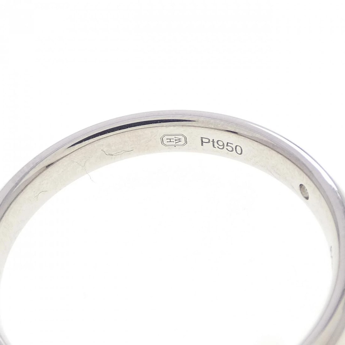 HARRY WINSTON ROUND WEDDING RING - 4
