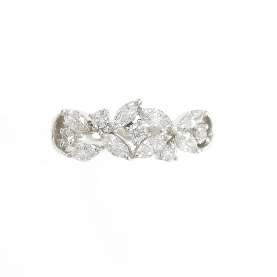 MIKIMOTO DIAMOND RING: Mikimoto Diamond Ring Brand: MIKIMOTO Type/Style: Mikimoto Ring Material: Platinum950, Main Stone Natural Color: SILVER Size: US5 3/4 Accessories: None Accessories Notice: When purchasing pre-owned