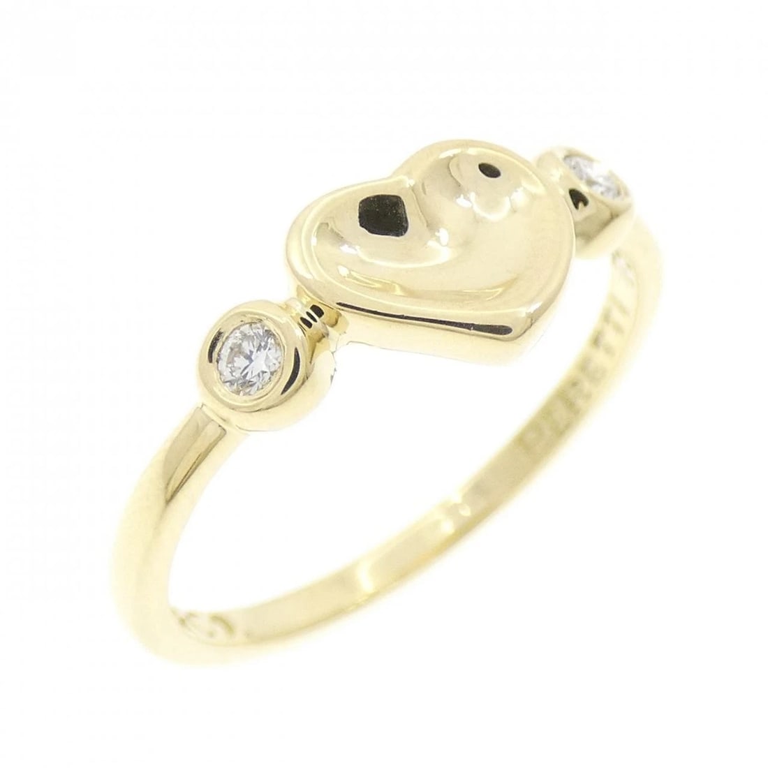 TIFFANY & CO. CLOSED HEART RING: TIFFANY & Co. Closed Heart Ring Brand: TIFFANY&Co. Type/Style: TIFFANY & Co. Ring Material: 750 yellow gold, Main Stone Natural Color: YELLOW GOLD Size: US6 1/4 Accessories: None Accessories Notice: