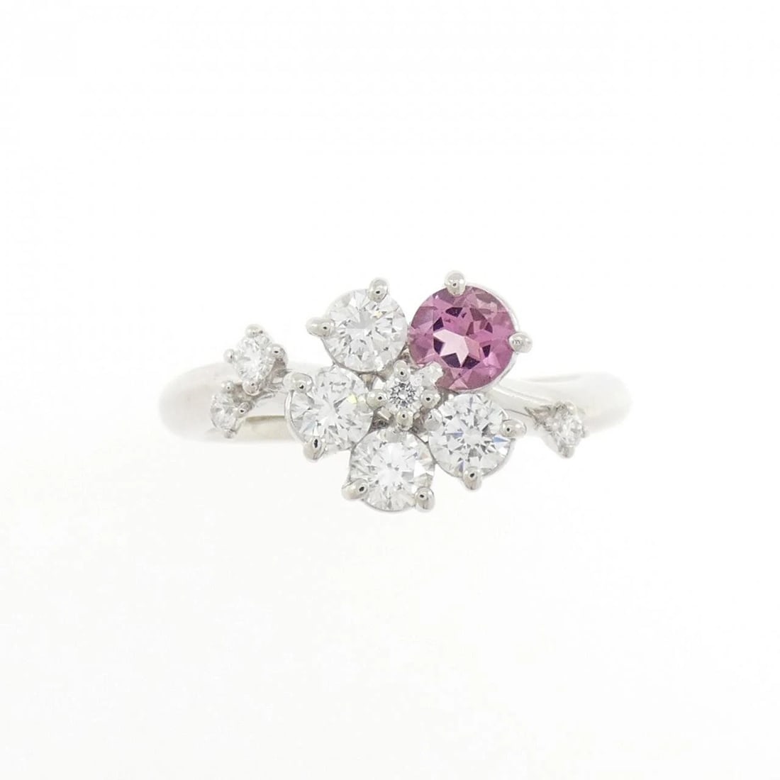 TASAKI TOURMALINE RING: Tasaki Tourmaline Ring Brand: TASAKI Type/Style: Tasaki Ring Material: Platinum900, Main Stone Tourmaline Color: SILVER Size: US6 1/4 Accessories: None Accessories Notice: When purchasing pre-owned