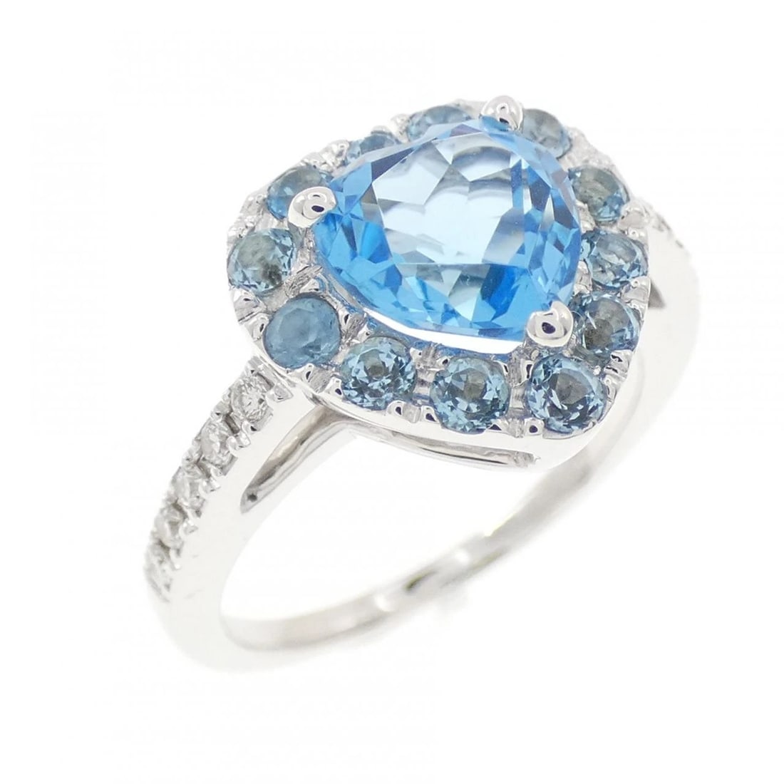PONTE VECCHIO HEART BLUE TOPAZ RING: Ponte Vecchio Heart Blue Topaz Ring Brand: Ponte Vecchio Type/Style: Ponte Vecchio Ring Material: K18 white gold, Main Stone Blue Topaz Color: WHITE GOLD Size: US4 1/2 Accessories: None Accessories