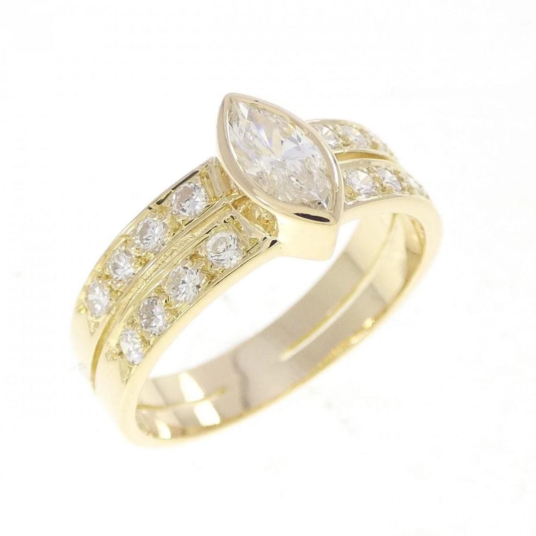CARTIER DOUBLE ALLIANCE WITH DIAMOND RING: Cartier Double Alliance with Diamond Ring Brand: CARTIER Type/Style: Cartier Ring Material: 750 Yellow Gold, Main Stone Natural Color: YELLOW GOLD Size: US6(52) Accessories: None Accessori