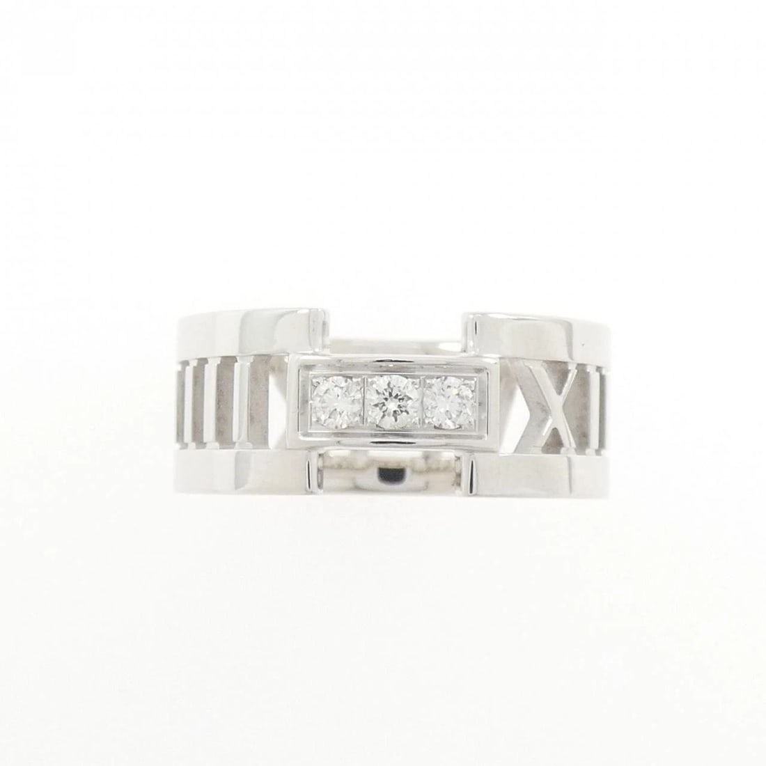 TIFFANY&CO. RING: TIFFANY&Co. Ring Brand: TIFFANY&Co. Type/Style: TIFFANY & Co. Ring Material: 750 white gold, Main Stone Natural Color: WHITE GOLD Size: US7 1/2 Accessories: None Accessories Notice: When purchasing