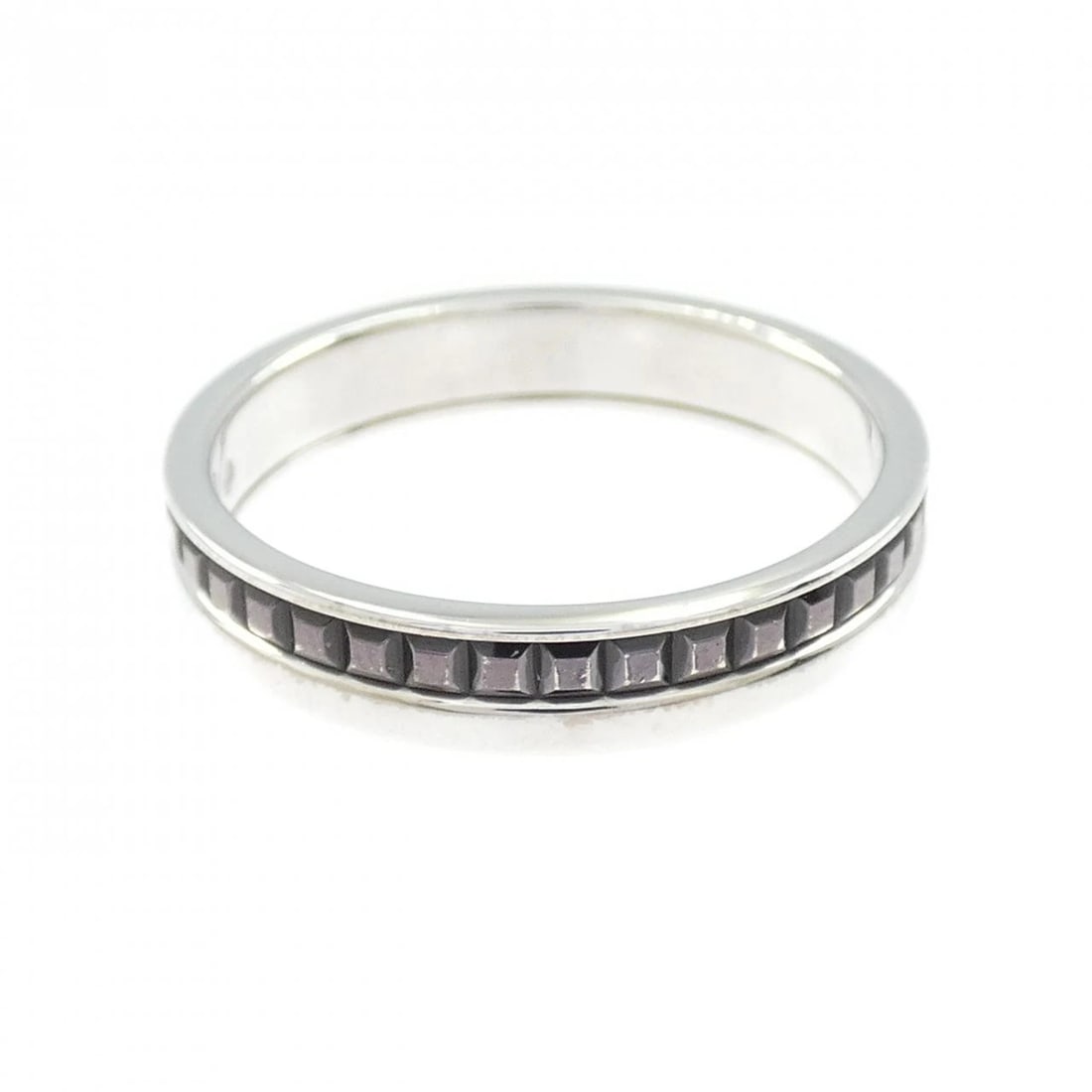 BOUCHERON QUATRE BLACK RING: Boucheron Quatre Black Ring Brand: Boucheron Type/Style: Boucheron Ring Material: 750 White Gold/PVD, Color: white gold Size: US7 1/4(55) Accessories: None Accessories Notice: When purchasing