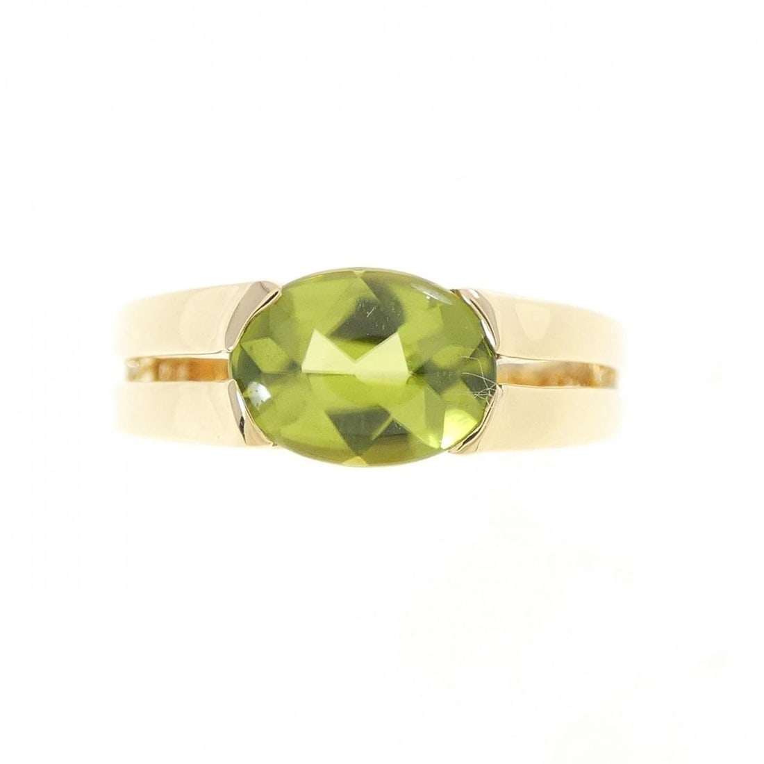 MIKIMOTO PERIDOT RING: Mikimoto Peridot Ring Brand: MIKIMOTO Type/Style: Mikimoto Ring Material: K18 yellow gold, Main Stone Peridot Color: YELLOW GOLD Size: US6 1/4 Accessories: None Accessories Notice: When pu