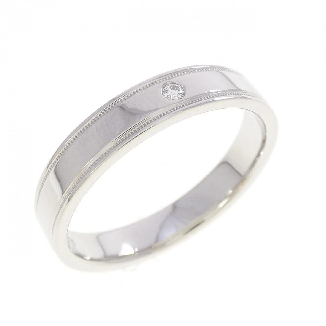 TIFFANY & CO. DOUBLE MILGRAIN RING: TIFFANY & Co. Double Milgrain Ring Brand: TIFFANY&Co. Type/Style: TIFFANY & Co. Ring Material: Platinum950, Main Stone Natural Color: SILVER Size: US8 1/2 Accessories: None Accessories Notice: When