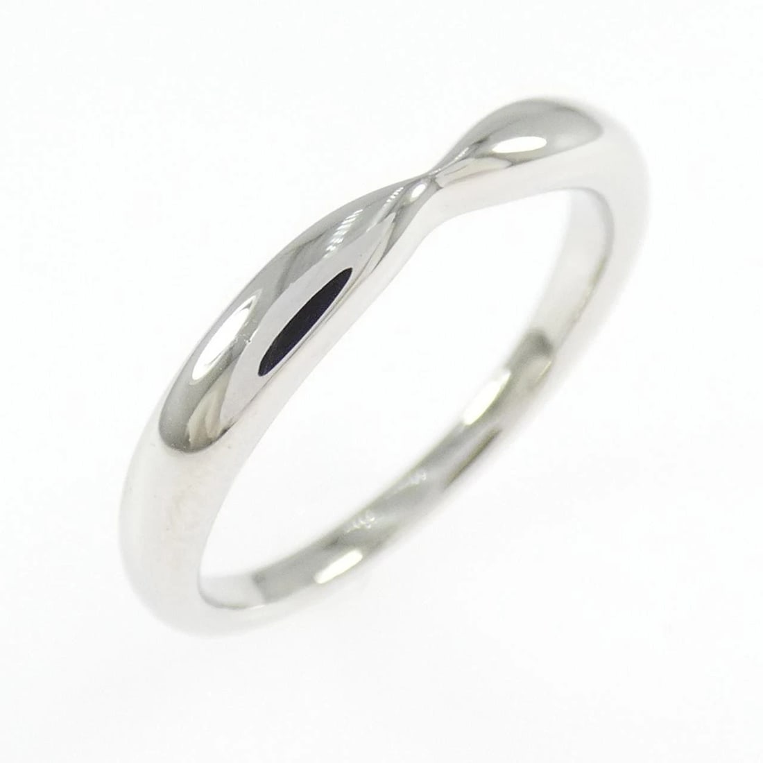 TIFFANY & CO. HARMONY RING: TIFFANY & Co. Harmony Ring Brand: TIFFANY&Co. Type/Style: TIFFANY & Co. Ring Material: Platinum950, Color: SILVER Size: US6 1/4 Accessories: None Accessories Notice: When purchasing pre-owned goods,