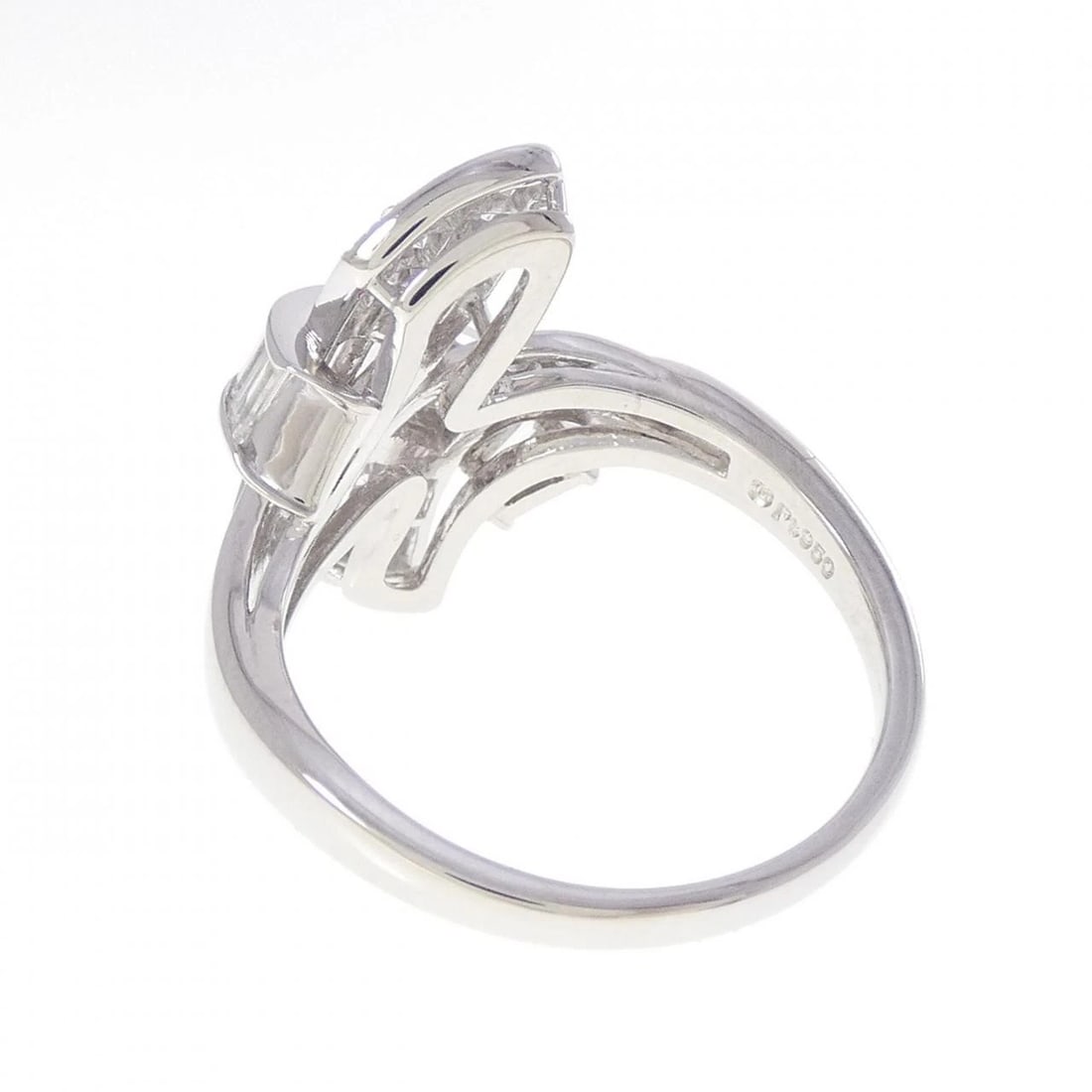 MIKIMOTO DIAMOND RING - 3