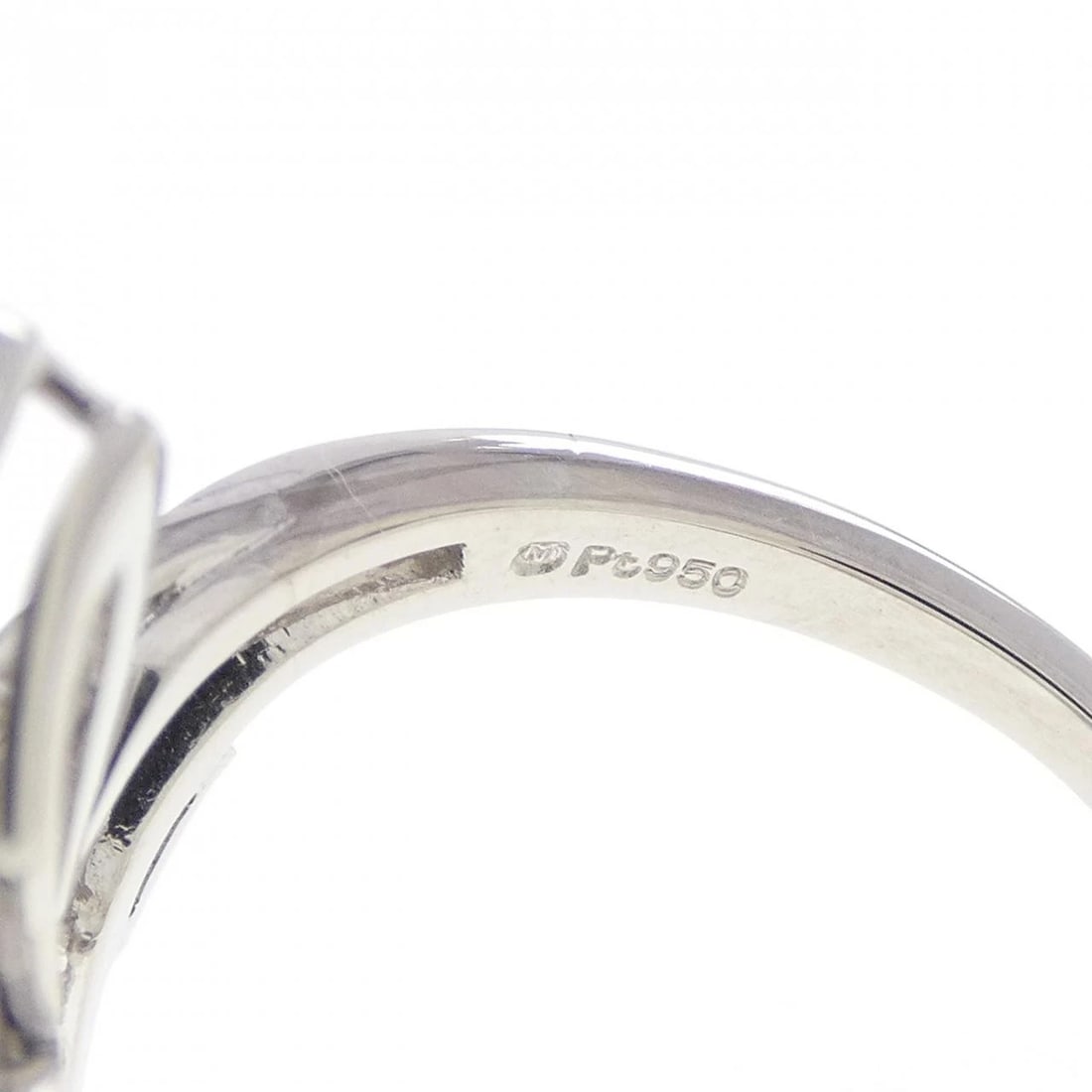 MIKIMOTO DIAMOND RING - 4