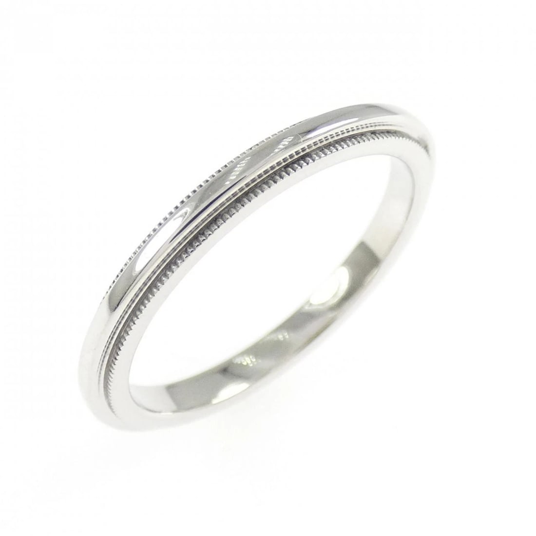 TIFFANY & CO. MILGRAIN RING: TIFFANY & Co. Milgrain Ring Brand: TIFFANY&Co. Type/Style: TIFFANY & Co. Ring Material: Platinum950, Color: SILVER Size: US5 Accessories: None Accessories Notice: When purchasing pre-owned goods,