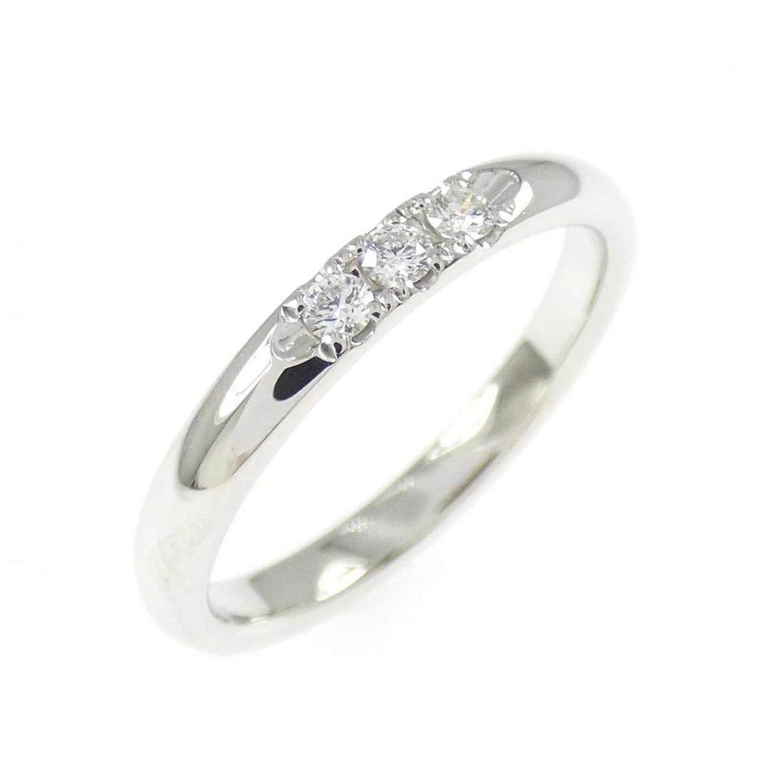 MIKIMOTO DIAMOND RING: Mikimoto Diamond Ring Brand: MIKIMOTO Type/Style: Mikimoto Ring Material: Platinum950, Main Stone Natural Color: SILVER Size: US4 1/2 Accessories: None Accessories Notice: When purchasing pre-owned